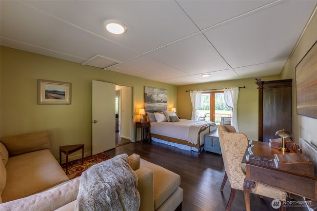 Primary Bedroom | Image 9