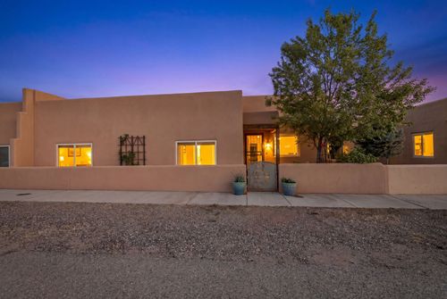 3 Silver Buckle Rd, Santa Fe, NM, 87508-1491 | Card Image