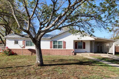 15331 Cottage St, Lytle, TX, 78052 | Card Image