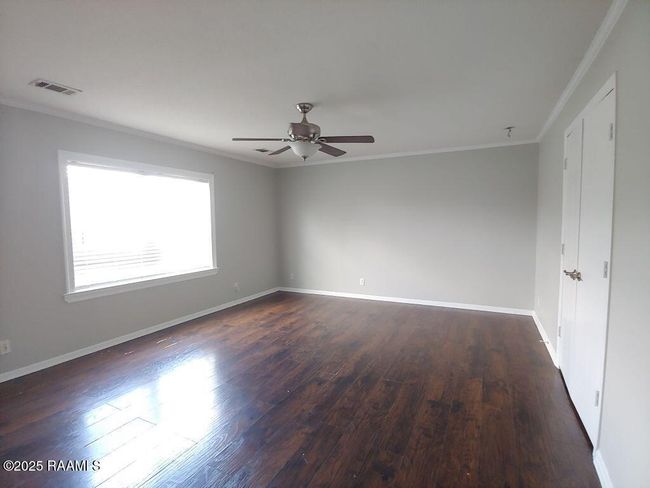 10 Bedroom 1 | Image 10
