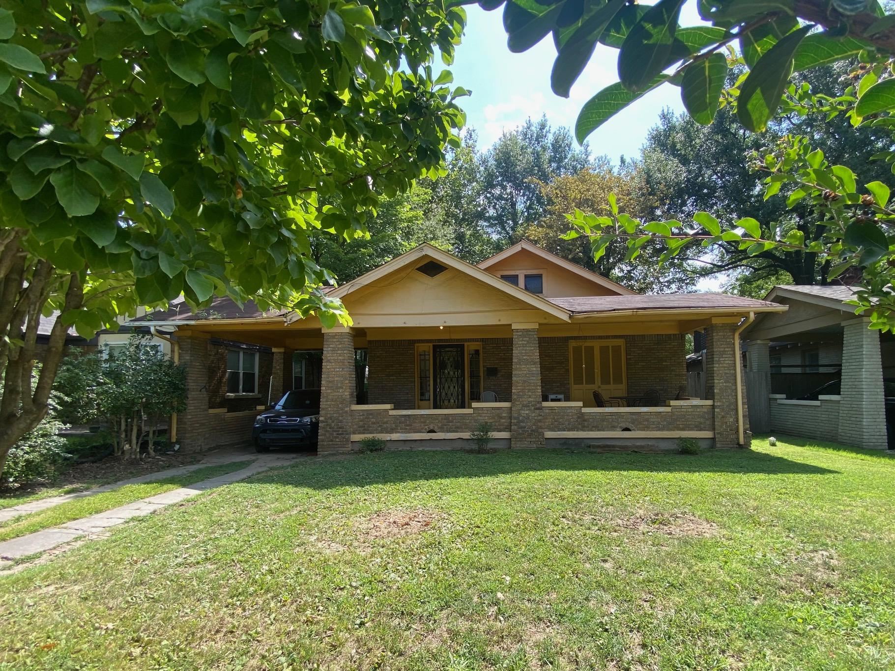 Dickinson St, Memphis, TN 38107