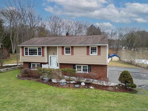 40 Route 6n, Mahopac, NY, 10541-4623 | Card Image