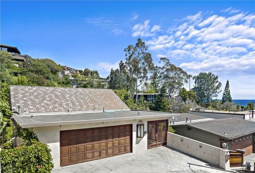785 Summit Dr, Laguna Beach, CA, 92651-3418 | Card Image