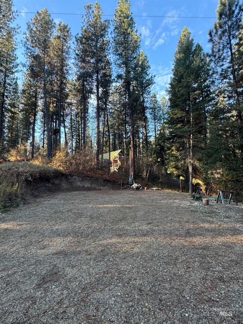 19 Frosty Hollow Ln, Garden Valley, ID, 83622-5274 | Card Image