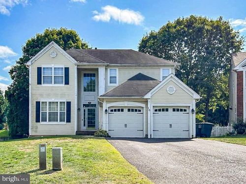 10 Nicholson Ky, Colts Neck, NJ, 07722-1769 | Card Image