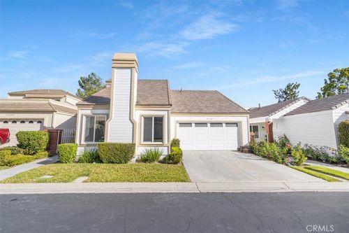 23247 Villena, Mission Viejo, CA, 92692 | Card Image