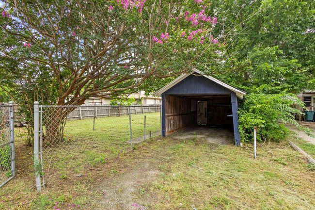 1710 S Walnut St, House other with 2 bedrooms, 2 bathrooms and null parking in Sherman TX | Image 33