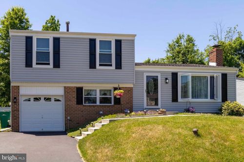 3271 Claridge Rd, BENSALEM, PA, 19020-1793 | Card Image