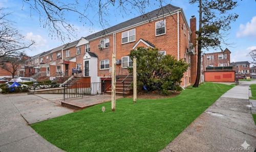 141-02 Jewel Ave, Flushing, NY, 11367 | Card Image