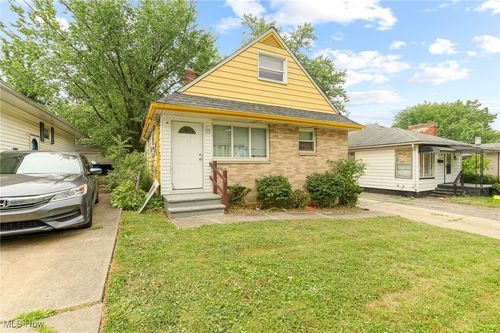17616 Tarkington Ave, Cleveland, OH, 44128-3959 | Card Image