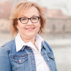 Debra Thomasson