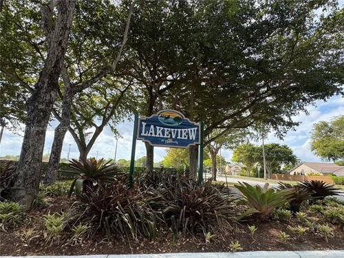 apt-106a-9701 Hammocks Blvd, Miami, FL, 33196-1575 | Card Image