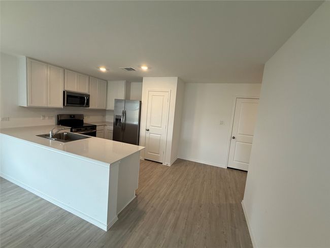 319 Bertram Oaks Drive, House other with 3 bedrooms, 2 bathrooms and 2 parking in Bertram TX | Image 6