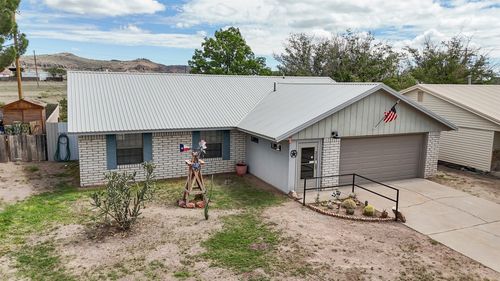 213 E Circle C Ave, Fort Davis, TX, 79734 | Card Image