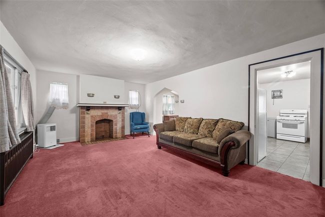 191 Clearview, House other with 3 bedrooms, 1 bathrooms and 1 parking in West View PA | Image 7