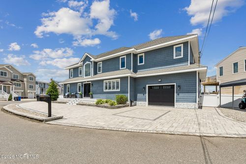331 Venice Dr, Lavallette, NJ, 08735-2921 | Card Image