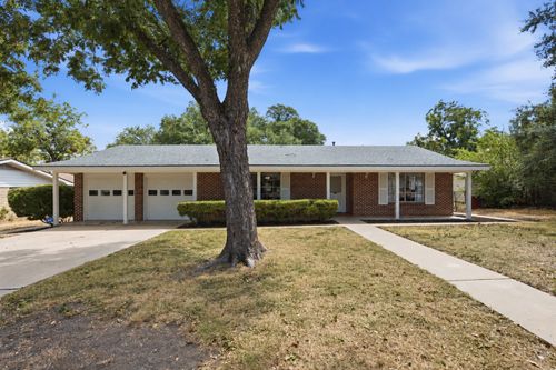 11605 N Oaks Drive, Austin, TX, 78753 | Card Image