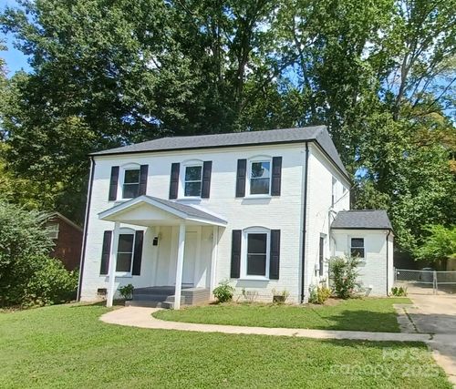 5717 Ruth Dr, Charlotte, NC, 28215-2231 | Card Image
