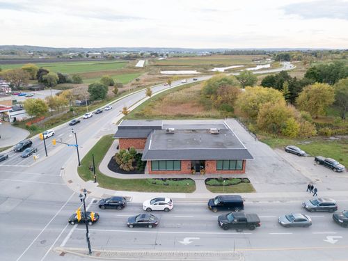 198 Holland St E, Bradford West Gwillimbury, ON, L3Z3H2 | Card Image