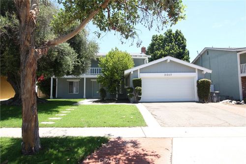 2217 Pasadena St, Santa Ana, CA, 92705-7948 | Card Image