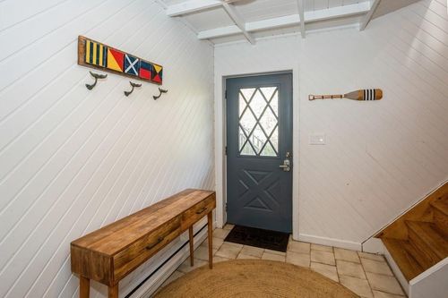 5 S Easton Pl, Montauk, NY, 11954-5486 | Card Image