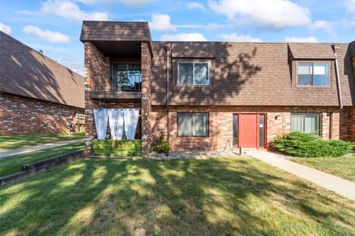 unit-6-4657 Woodland Ave, West Des Moines, IA, 50266-1758 | Card Image