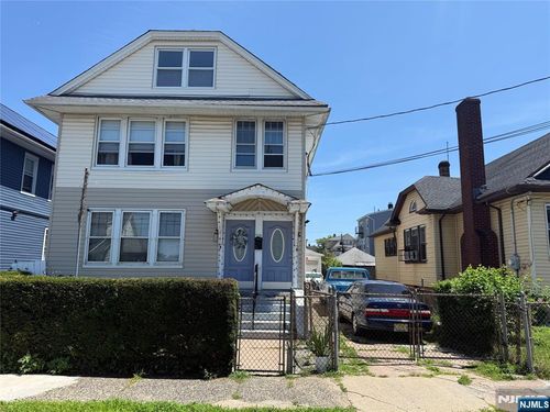 511-509-511 E 31st St, Paterson, NJ, 07504-2121 | Card Image