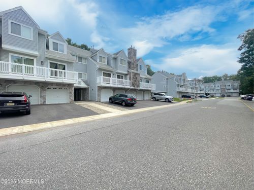 1605 Arthur St, Toms River, NJ, 08755-1075 | Card Image