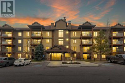 3106 - 92 Crystal Shores Rd, Condo with 2 bedrooms, 2 bathrooms and 1 parking in Okotoks AB | Image 1