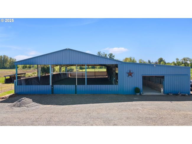 12430 S Oak Grove Rd, House other with 3 bedrooms, 4 bathrooms and 6 parking in Canby OR | Image 7
