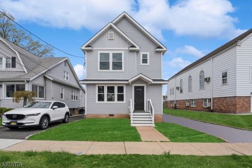 553 Thoreau Ter, Union, NJ, 07083-9044 | Card Image