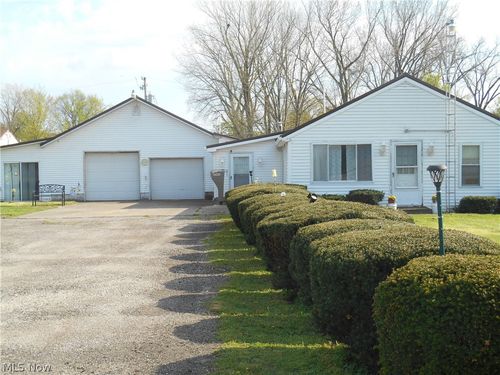 5845 Woodman Avenue, Ashtabula, OH, 44004 | Card Image