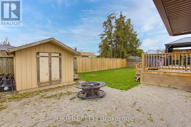 4382 Central Avenue, House other with 5 bedrooms, 2 bathrooms and 5 parking in Lincoln (Beamsville) ON | Image 31