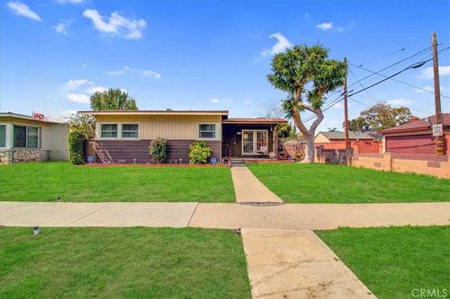 6855 Butler Ave, Long Beach, CA, 90805-1340 | Card Image
