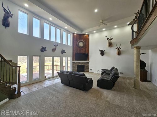 700 Byram Lake Dr, Linden, MI, 48451-8704 | Card Image