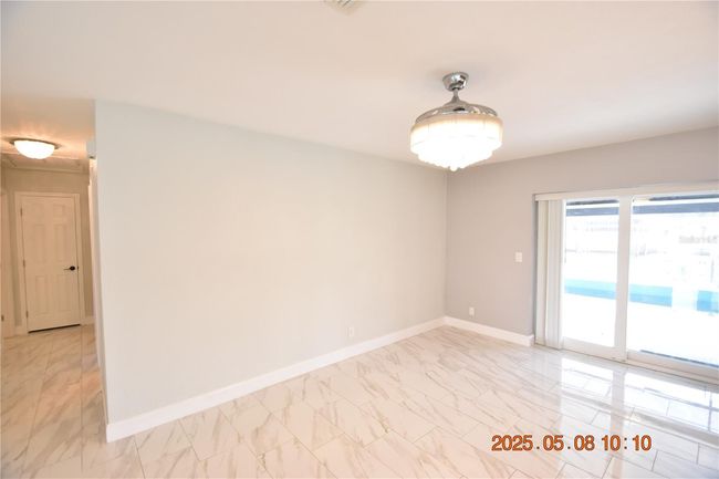 1019 Spindle Palm Way, House other with 3 bedrooms, 2 bathrooms and null parking in APOLLO BEACH FL | Image 14