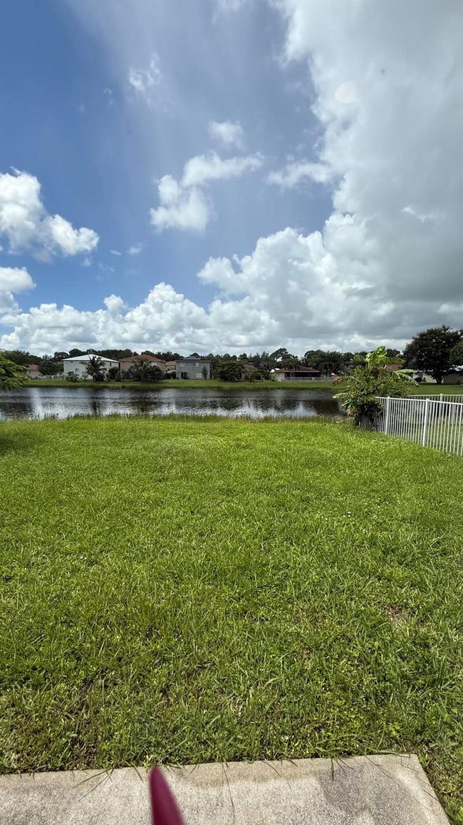 2131 Sw Newport Isles Boulevard Boulevard, House other with 3 bedrooms, 2 bathrooms and null parking in Port St Lucie FL | Image 24