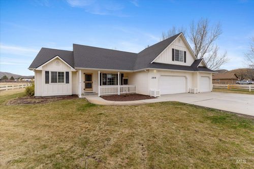 2515 Foxfire Ln, Emmett, ID, 83617-9178 | Card Image