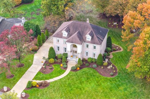 100 Pin Oak Ct, Venetia, PA, 15367-1078 | Card Image