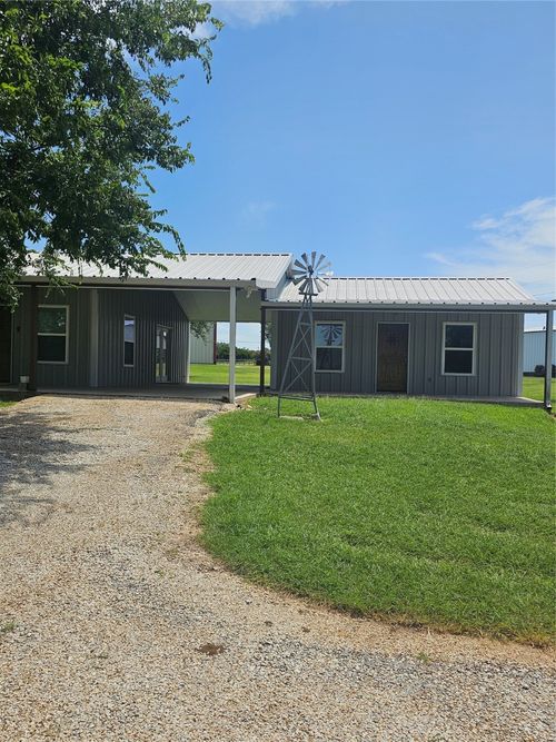 236 Deer Shadow Cir, Whitney, TX, 76692-7500 | Card Image