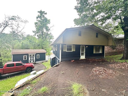 385 Lake Shore Dr, Potts Camp, MS, 38659-9254 | Card Image