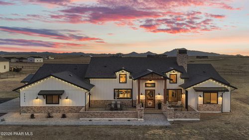 7894 N Copperfield Pkwy, Prescott Valley, AZ, 86315-8178 | Card Image