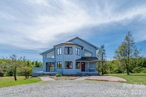 216 Deer Track Ln, Sparta, NC, 28675-8975 | Card Image