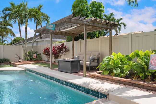 1103 Aviary Rd, House other with 3 bedrooms, 2 bathrooms and null parking in Wellington FL | Image 37