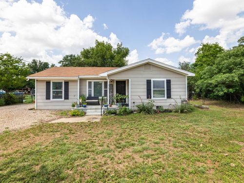 415 Brooks Mill Rd, Bertram, TX, 78605-4305 | Card Image