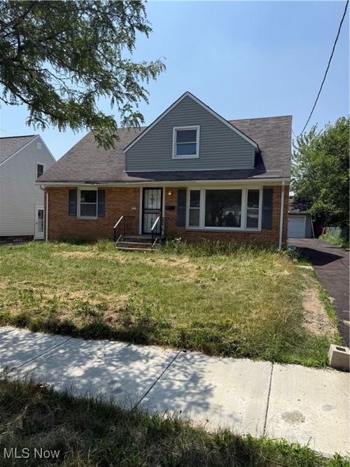 4188 E 186th St, Cleveland, OH, 44122-6868 | Card Image