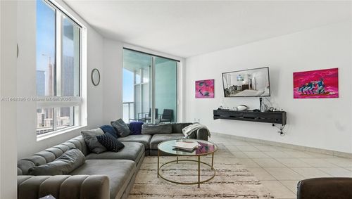 apt-2810-1900 N Bayshore Dr, Miami, FL, 33132-3014 | Card Image