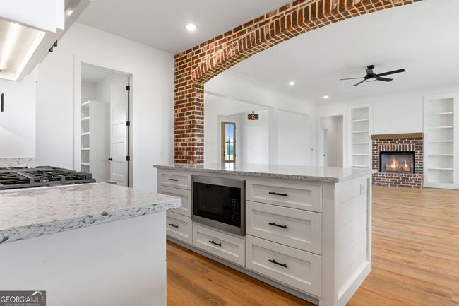 284 Community House Rd, House other with 4 bedrooms, 4 bathrooms and 2 parking in Barnesville GA | Image 16
