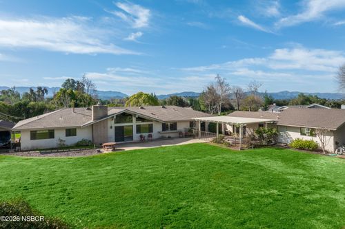 926 Ranch View Ln, Solvang, CA, 93463-9615 | Card Image