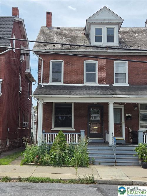 424 Locust Street, Bethlehem City, PA, 18018 | Card Image